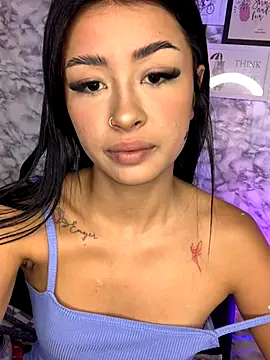 Miss karol online show from November 30, 2025, 7:07 pm