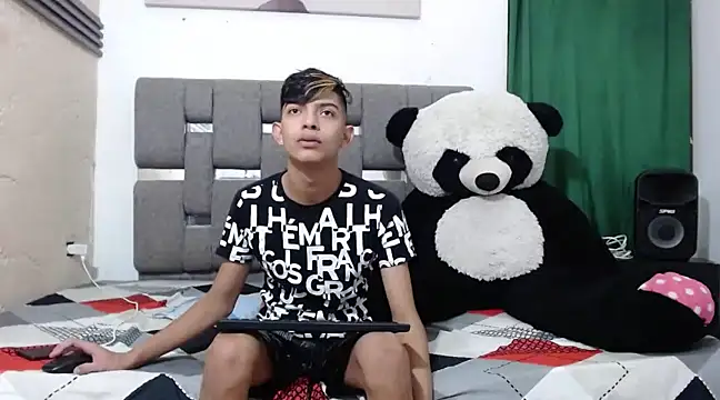 Snapshot of KING_STYLE2 chatting on February 6, 2025, 11:15 pm KING STYLE2 online show from February 6, 2025, 11:15 pm