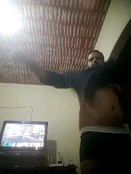 DOMINADOR5 online show from February 12, 2025, 2:24 am