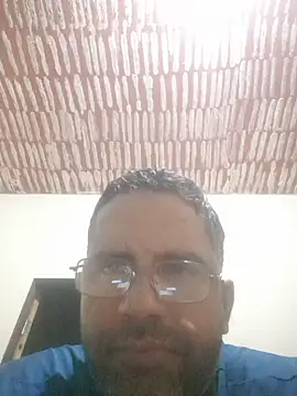 DOMINADOR5 online show from March 1, 2025, 3:32 am