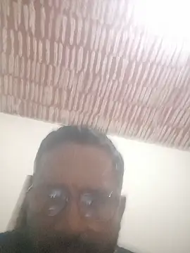 DOMINADOR5 online show from March 14, 2025, 4:54 am