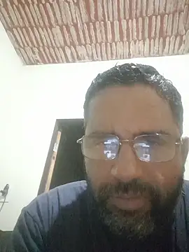 DOMINADOR5 online show from March 19, 2025, 1:21 am