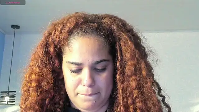 ninna curly online show from April 15, 2026, 3:35 am