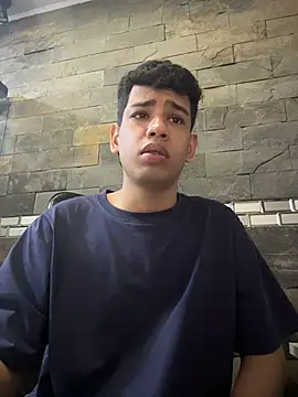 Santiago-Thompson online show from November 19, 2025, 9:26 pm