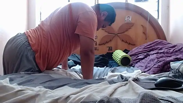 nakedlima online show from January 6, 2026, 7:06 pm