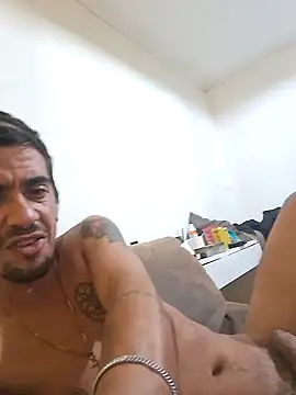 Snapshot of thallespessoa chatting on February 6, 2026, 1:58 pm thallespessoa online show from February 6, 2026, 1:58 pm