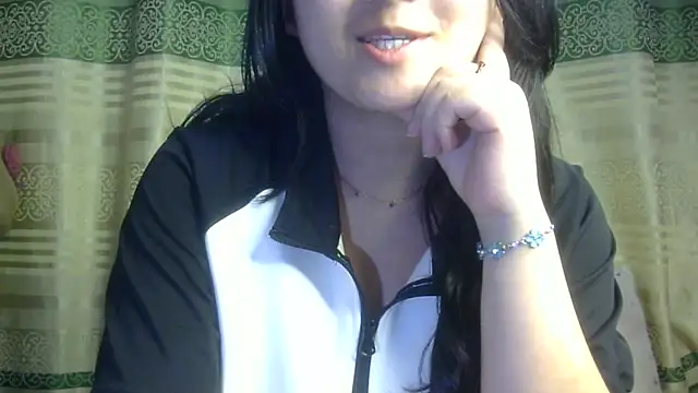 Snapshot of undressed_princesss chatting on May 5, 2026, 12:46 pm undressed princesss online show from May 5, 2026, 12:46 pm