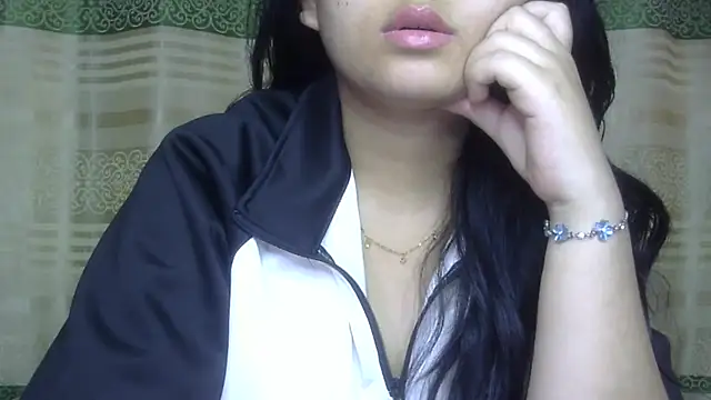 Snapshot of undressed_princesss chatting on May 26, 2026, 10:33 am undressed princesss online show from May 26, 2026, 10:33 am