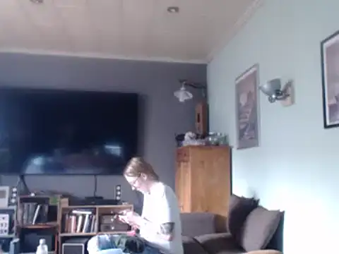 Astrid-Gilbert online show from February 11, 2025, 1:41 pm