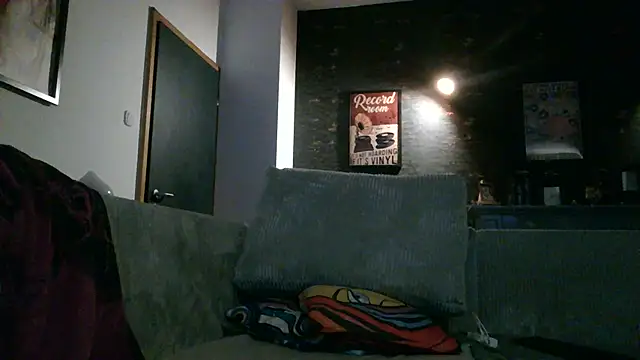 Astrid-Gilbert online show from April 17, 2026, 10:13 pm