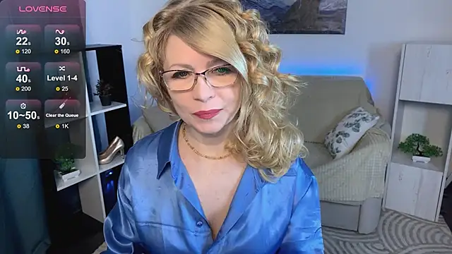 Snapshot of Milena_Whity chatting on March 1, 2025, 5:42 am Milena Whity online show from March 1, 2025, 5:42 am