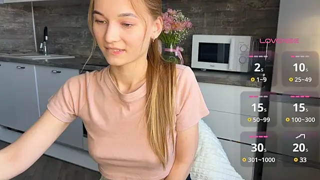 Snapshot of maria_plaudice chatting on March 13, 2025, 11:41 am maria plaudice online show from March 13, 2025, 11:41 am