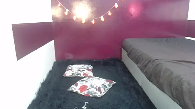 charly bunnys1 online show from February 14, 2025, 6:08 pm