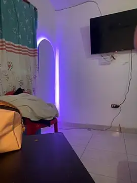 my cam online show from November 21, 2025, 8:51 pm