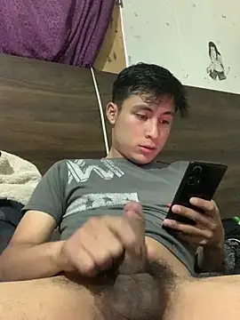 Snapshot of EduardoEspinoza12 chatting on July 29, 2026, 11:14 pm EduardoEspinoza12 online show from July 29, 2026, 11:14 pm