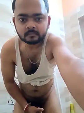 Snapshot of guavam65 chatting on February 14, 2026, 12:07 am guavam65 online show from February 14, 2026, 12:07 am