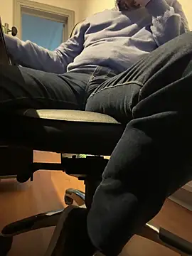 Snapshot of vincent1522 chatting on January 26, 2025, 2:41 pm vincent1522 online show from January 26, 2025, 2:41 pm