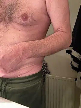 Snapshot of vincent1522 chatting on February 16, 2025, 11:16 am vincent1522 online show from February 16, 2025, 11:16 am