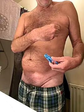 Snapshot of vincent1522 chatting on October 1, 2025, 5:57 am vincent1522 online show from October 1, 2025, 5:57 am