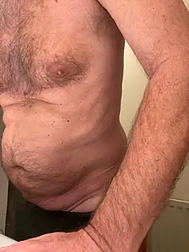 Snapshot of vincent1522 chatting on November 14, 2025, 7:18 am vincent1522 online show from November 14, 2025, 7:18 am