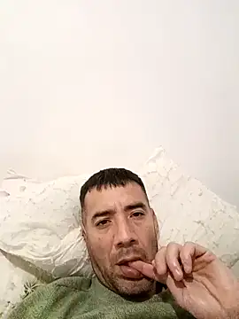 Snapshot of juanignacioargentino chatting on January 30, 2025, 8:32 am juanignacioargentino online show from January 30, 2025, 8:32 am