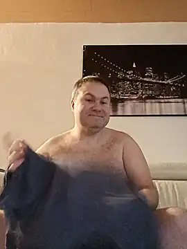 Snapshot of Pourleplasirs chatting on January 31, 2025, 1:54 am Pourleplasirs online show from January 31, 2025, 1:54 am