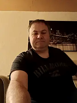 Snapshot of Pourleplasirs chatting on March 20, 2025, 10:29 pm Pourleplasirs online show from March 20, 2025, 10:29 pm