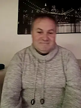 Pourleplasirs online show from November 18, 2025, 4:22 pm