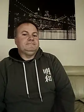 Pourleplasirs online show from November 24, 2025, 9:36 pm