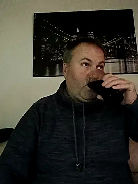 Pourleplasirs online show from November 26, 2025, 10:11 pm