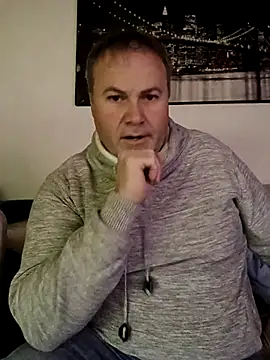 Pourleplasirs online show from November 30, 2025, 9:30 pm