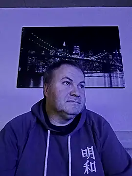 Pourleplasirs online show from December 20, 2025, 11:34 pm