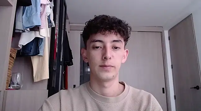 miketwink online show from March 13, 2025, 10:10 pm