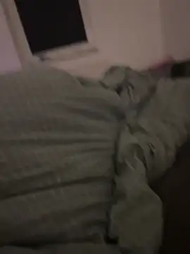 Mo 2003 online show from February 26, 2025, 10:20 pm