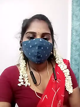 Snapshot of Tamil_roja17 chatting on March 10, 2026, 6:35 pm Tamil roja17 online show from March 10, 2026, 6:35 pm