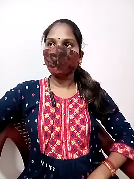 Snapshot of Tamil_roja17 chatting on March 17, 2026, 5:55 am Tamil roja17 online show from March 17, 2026, 5:55 am