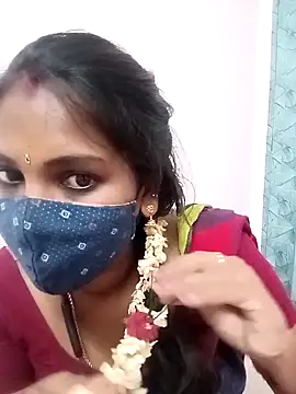 Snapshot of Tamil_roja17 chatting on March 29, 2026, 12:32 am Tamil roja17 online show from March 29, 2026, 12:32 am