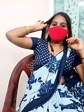 Snapshot of Tamil_roja17 chatting on April 7, 2026, 9:21 am Tamil roja17 online show from April 7, 2026, 9:21 am