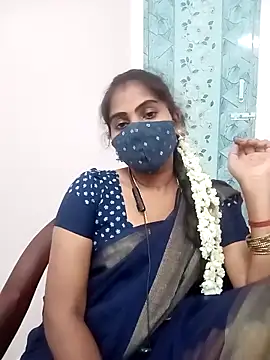 Snapshot of Tamil_roja17 chatting on April 21, 2026, 5:50 pm Tamil roja17 online show from April 21, 2026, 5:50 pm