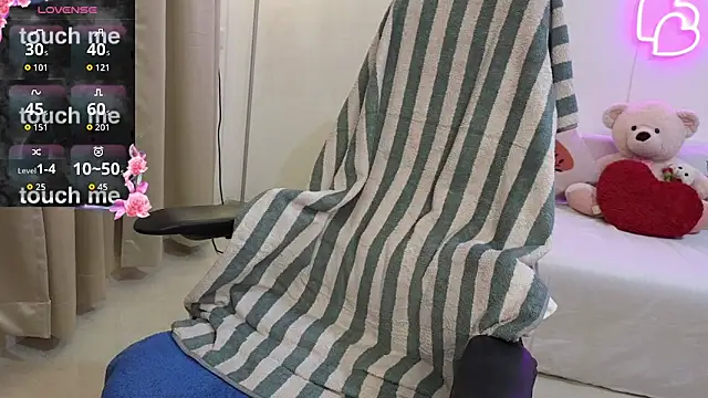 MISS MYRA online show from March 7, 2026, 6:49 pm