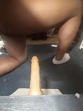 GreasyEdge386 online show from February 9, 2026, 11:47 am