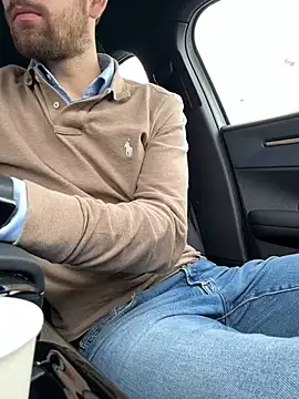 bullyboyy online show from February 20, 2025, 8:39 am