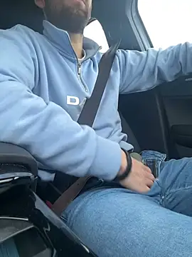 bullyboyy online show from February 25, 2025, 4:10 pm