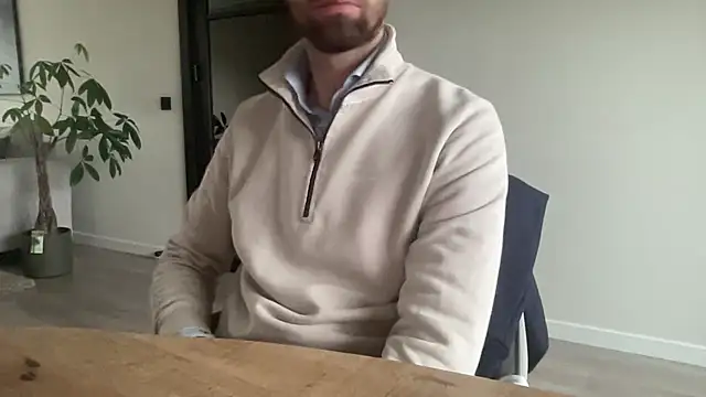 bullyboyy online show from October 15, 2025, 3:01 pm