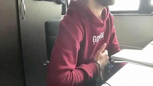 bullyboyy online show from December 1, 2025, 2:00 pm