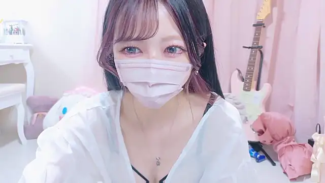 Snapshot of Megu-mimi chatting on September 23, 2025, 1:14 pm Megu-mimi online show from September 23, 2025, 1:14 pm