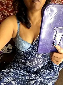 Snapshot of Cute_Jiyaa chatting on August 2, 2026, 5:44 pm Cute Jiyaa online show from August 2, 2026, 5:44 pm