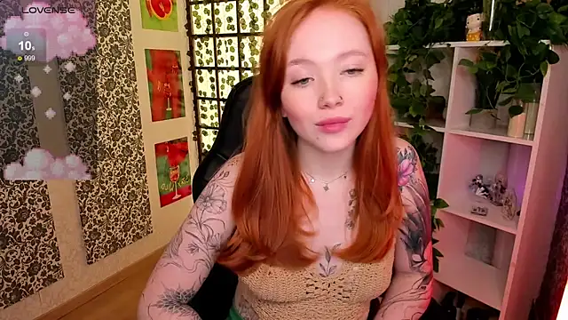 Maya Light online show from March 19, 2025, 4:47 am