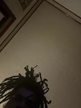 B3-Dindles online show from March 15, 2025, 8:58 am