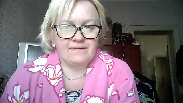 Snapshot of Mayya4321 chatting on March 12, 2026, 10:10 am Mayya4321 online show from March 12, 2026, 10:10 am